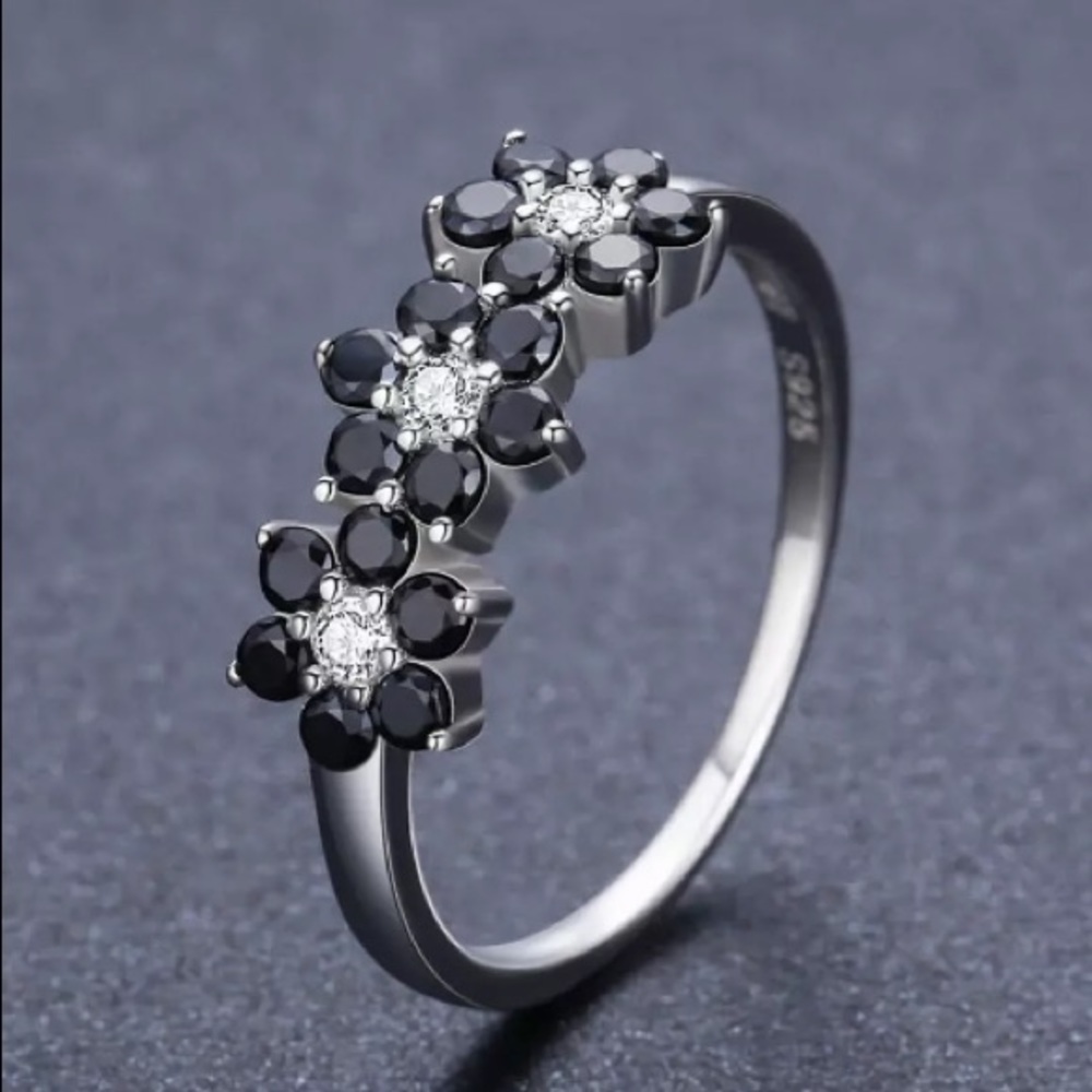 New S925 Black Spinel Diamond Sterling Silver Ring - Picture 3 of 4